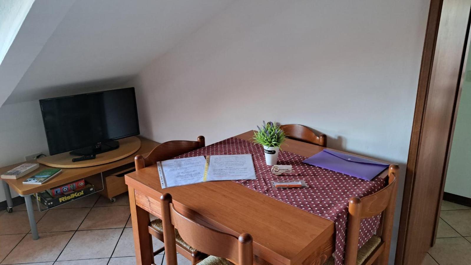 Casa Paola - Stazione 400 Mt - Free Wifi Apartment Arcore Ngoại thất bức ảnh